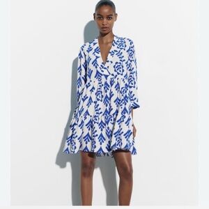 Zara size S Blue and White Patterned Dress